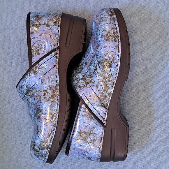 Sanita Clog - Picture 2 of 5